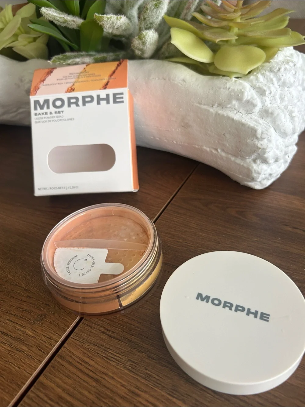 New Morphe Bake & Set Loose Setting Powder, Rich Harmony, 0.28 Oz Tan Deep Skin.